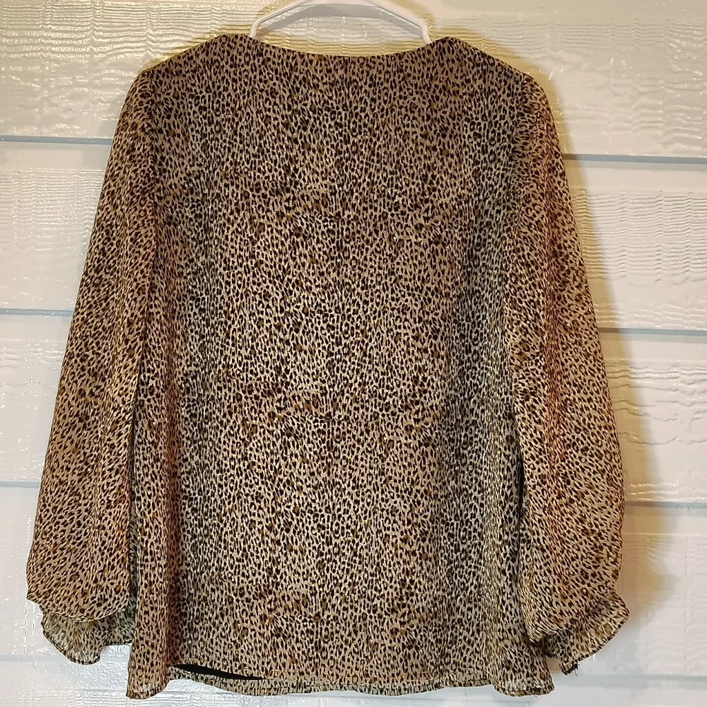 Vince Camuto Top Womens M Brown Ruffle Leopard Print  Smock Sleeve Maximalist - Picture 8 of 8